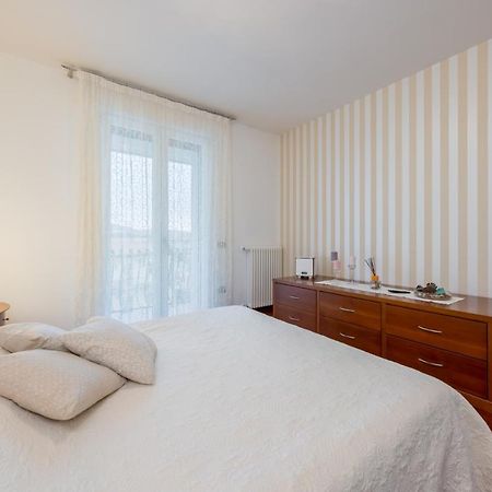 Giotto Guesthouse Due Carrare Екстер'єр фото